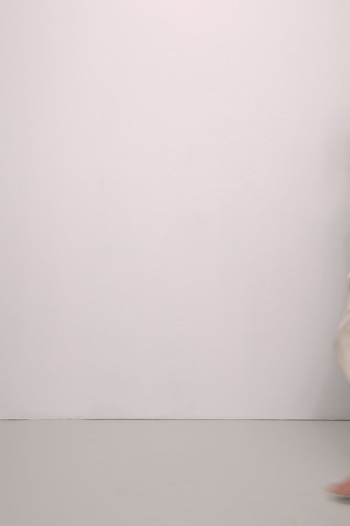 Video of model wearing Tencel Woven Lounge Set in Almond Heather
