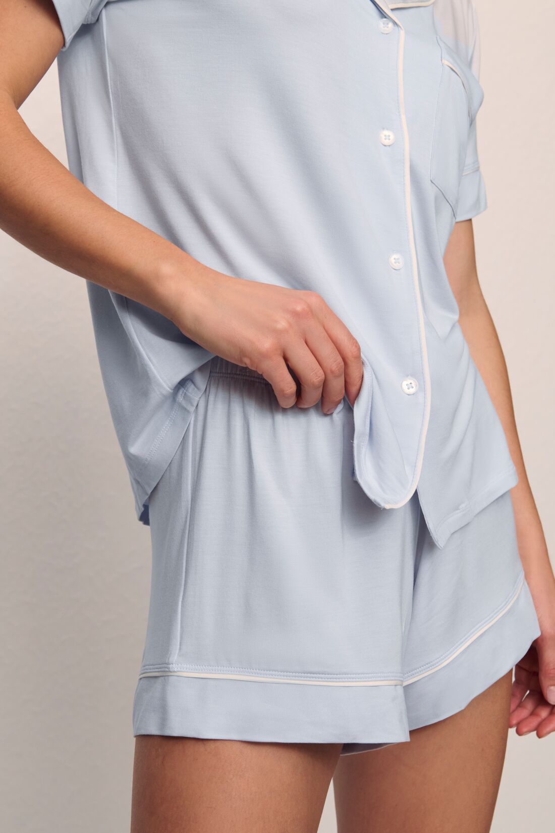 Model is wearing Gisele TENCEL™ Modal Relaxed Short PJ Set in Ice Blue/Ivory
