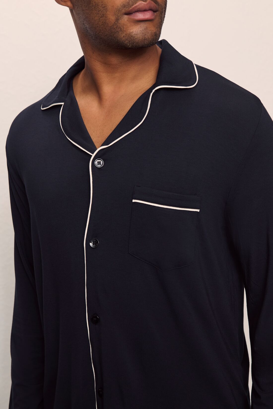 Model is wearing William TENCEL™ Modal Long PJ Set in Black/Ivory
