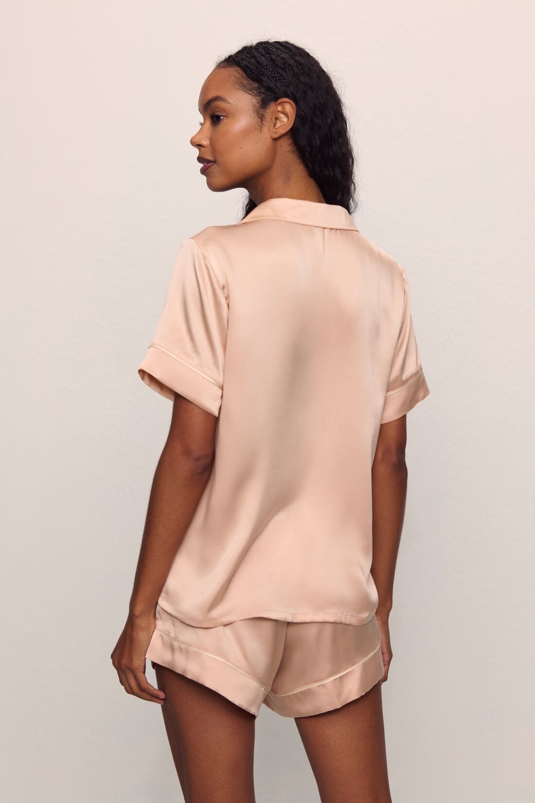 Model is wearing Inez Washable Silk Short PJ Set in Rose Cloud/Champagne