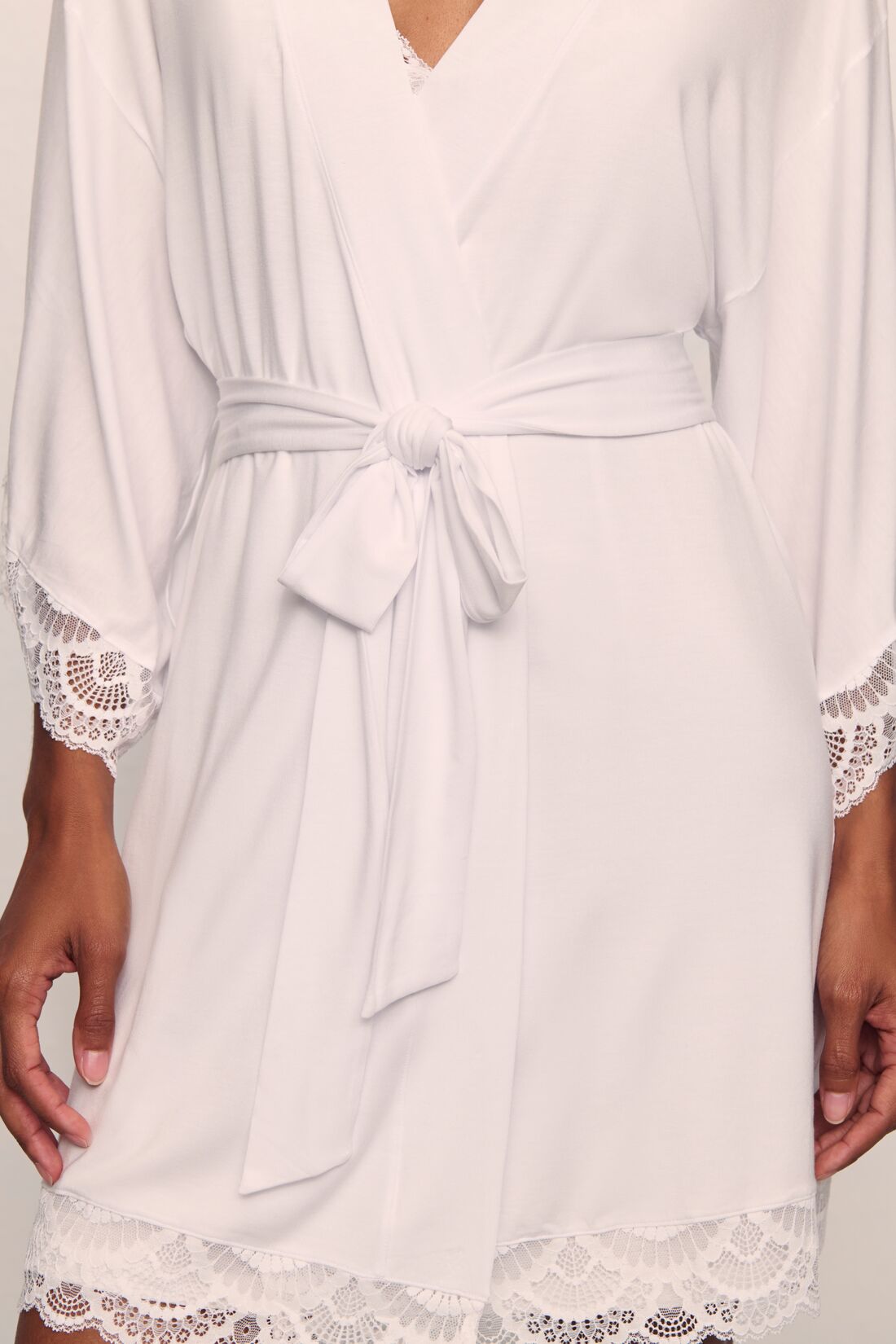 Model wears Mariana TENCEL™ Modal Robe in White.