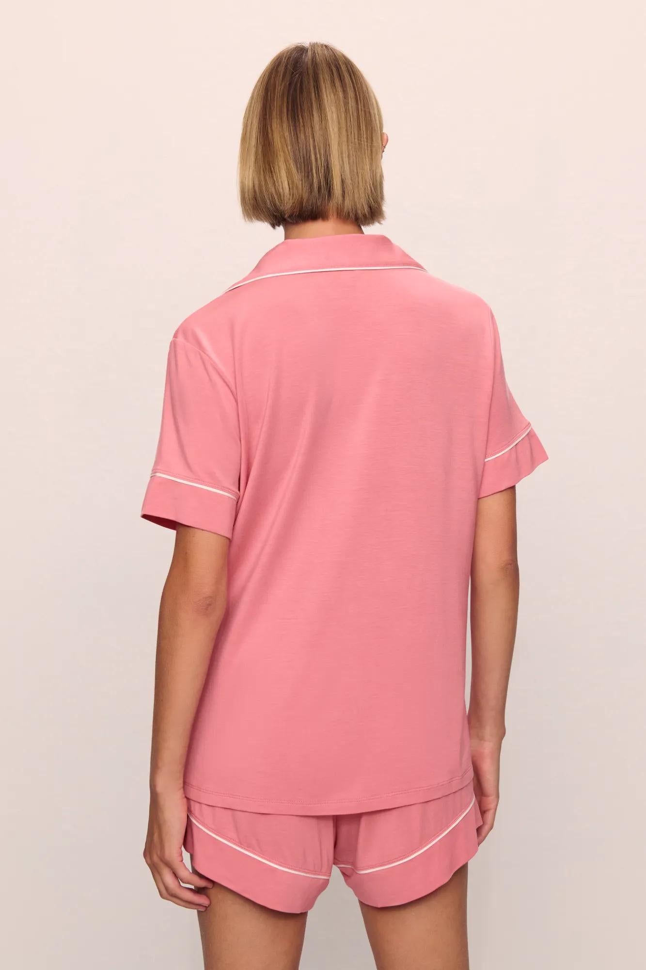 Model is wearing Gisele TENCEL™ Modal Relaxed Short PJ Set in  Sunkissed Coral/Ivory