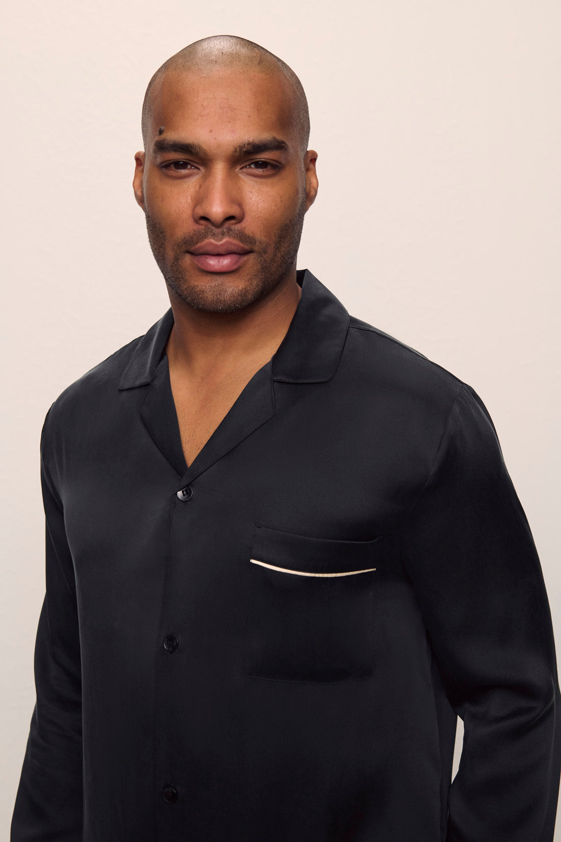 Model is wearing Charles Washable Silk Long PJ Set in Black/Champagne